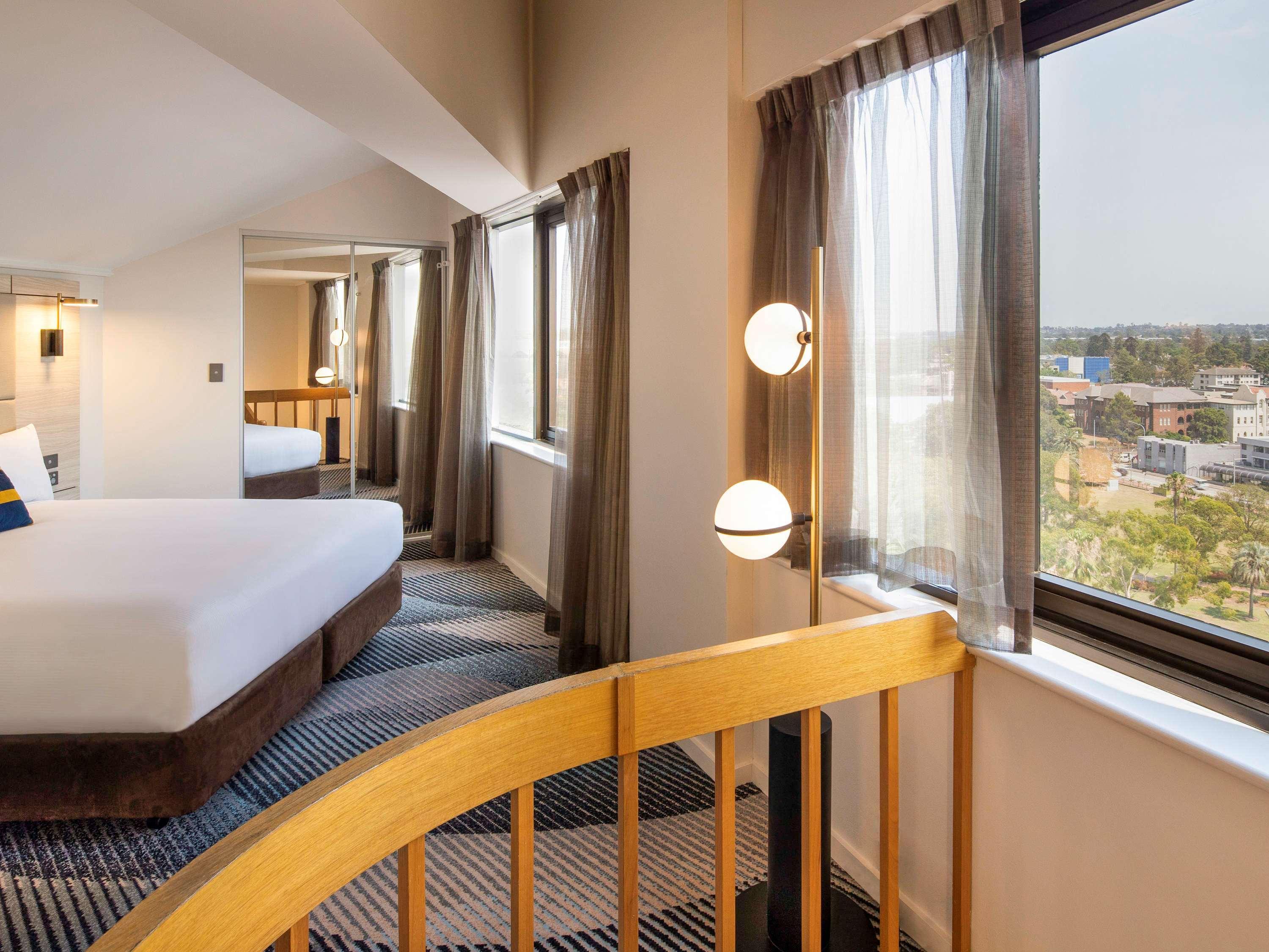 Novotel Sydney Parramatta Esterno foto