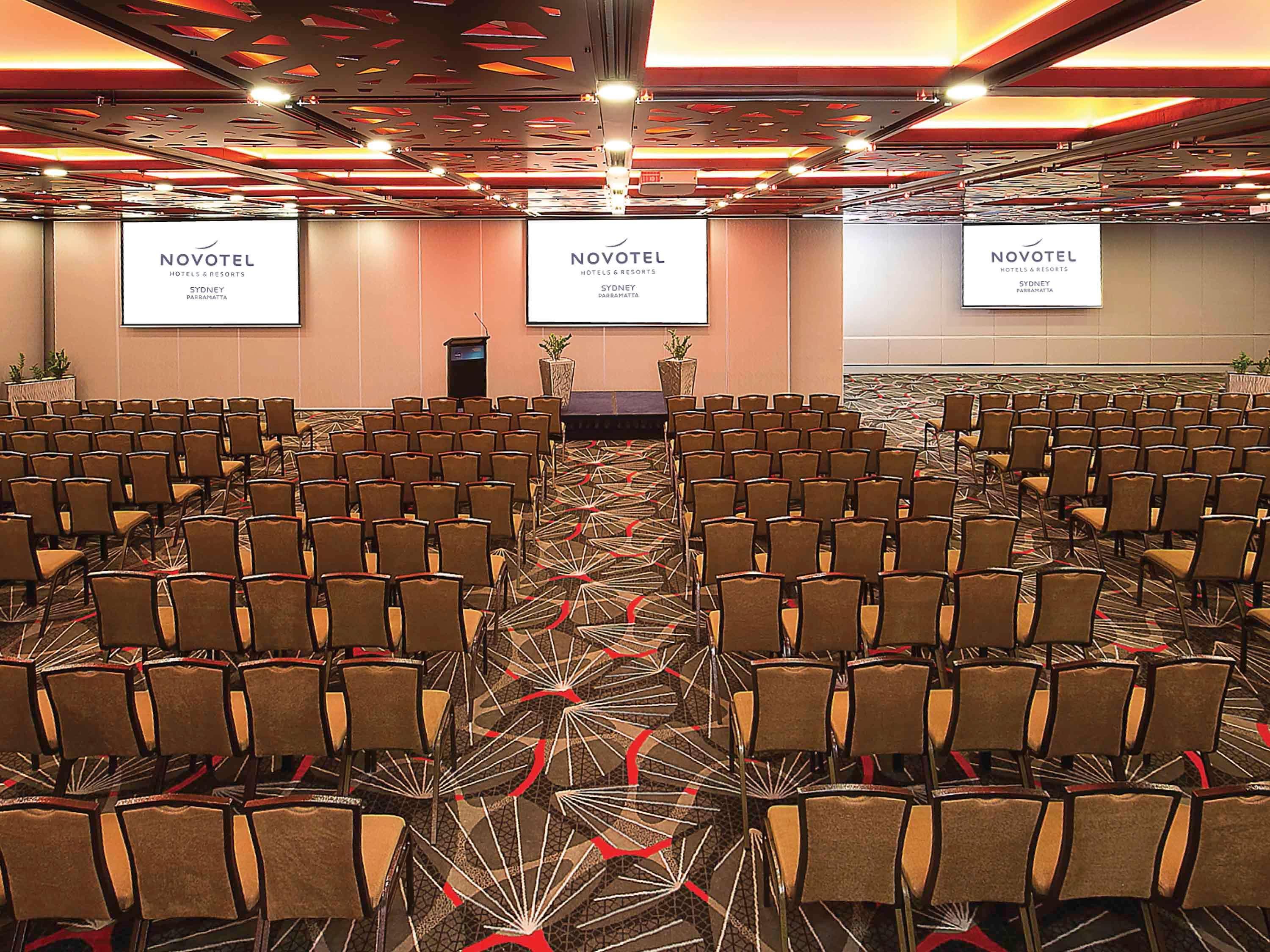 Novotel Sydney Parramatta Esterno foto